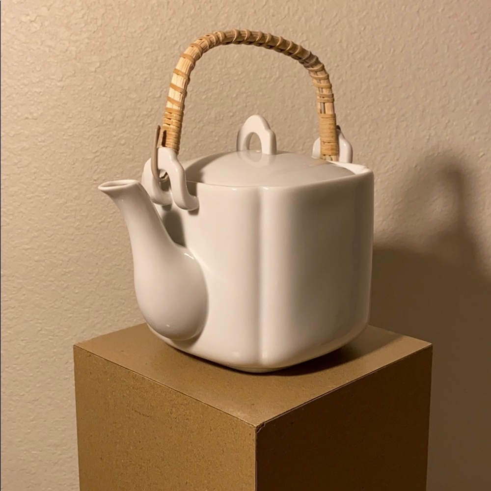 Really Beautiful Asian 🍵 ☕️ Teapot
